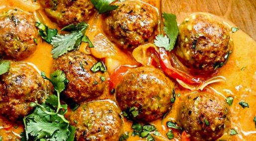 Foodie Friday – Coconut Red Curry Meatballs